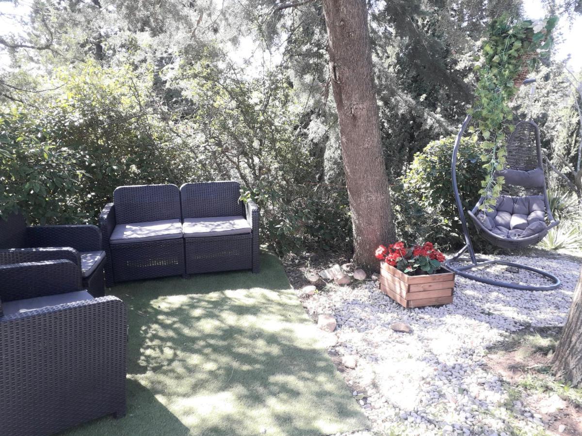 Fabrezan Chalet Les Cigalines Au Calme מראה חיצוני תמונה